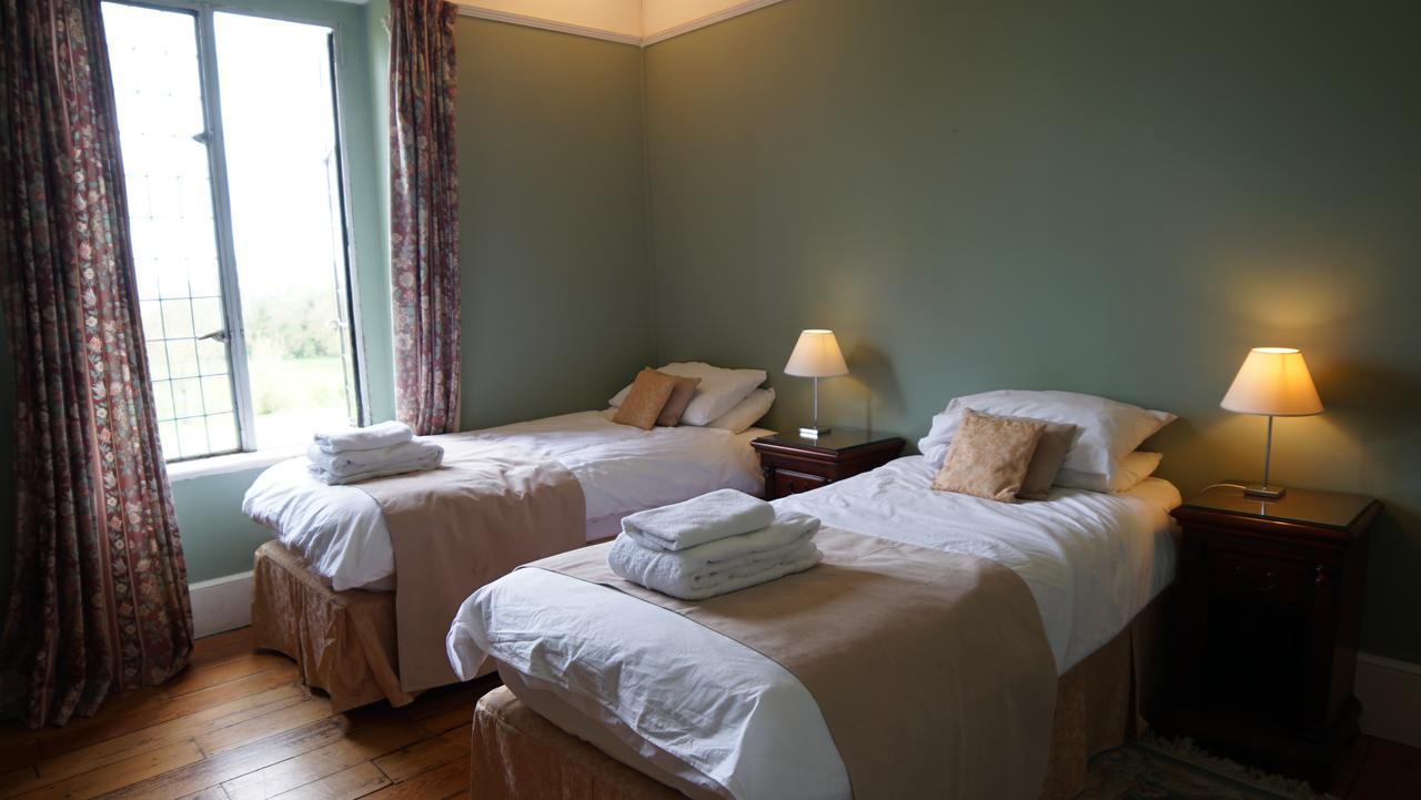 Cleeve House Bed & Breakfast Melksham Ngoại thất bức ảnh