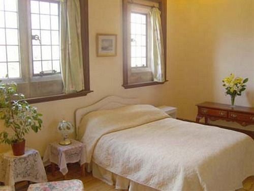 Cleeve House Bed & Breakfast Melksham Ngoại thất bức ảnh