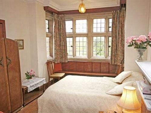 Cleeve House Bed & Breakfast Melksham Ngoại thất bức ảnh